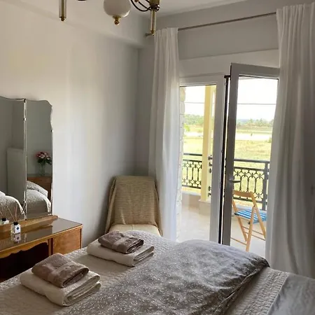 Polys Apartment And Paraskevi Studio With View Ptolemaida Exterior photo