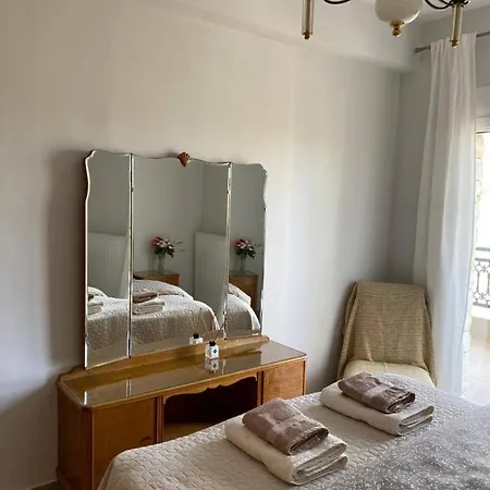 Polys Apartment And Paraskevi Studio With View Ptolemaida Exterior photo