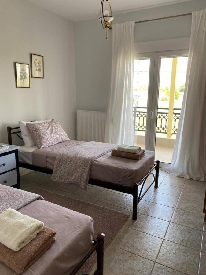 Polys And Paraskevi With View Apartment *