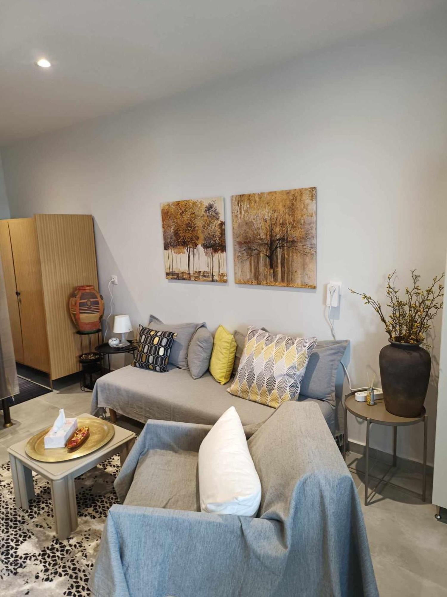 Polys And Paraskevi With View Apartment Ptolemaida