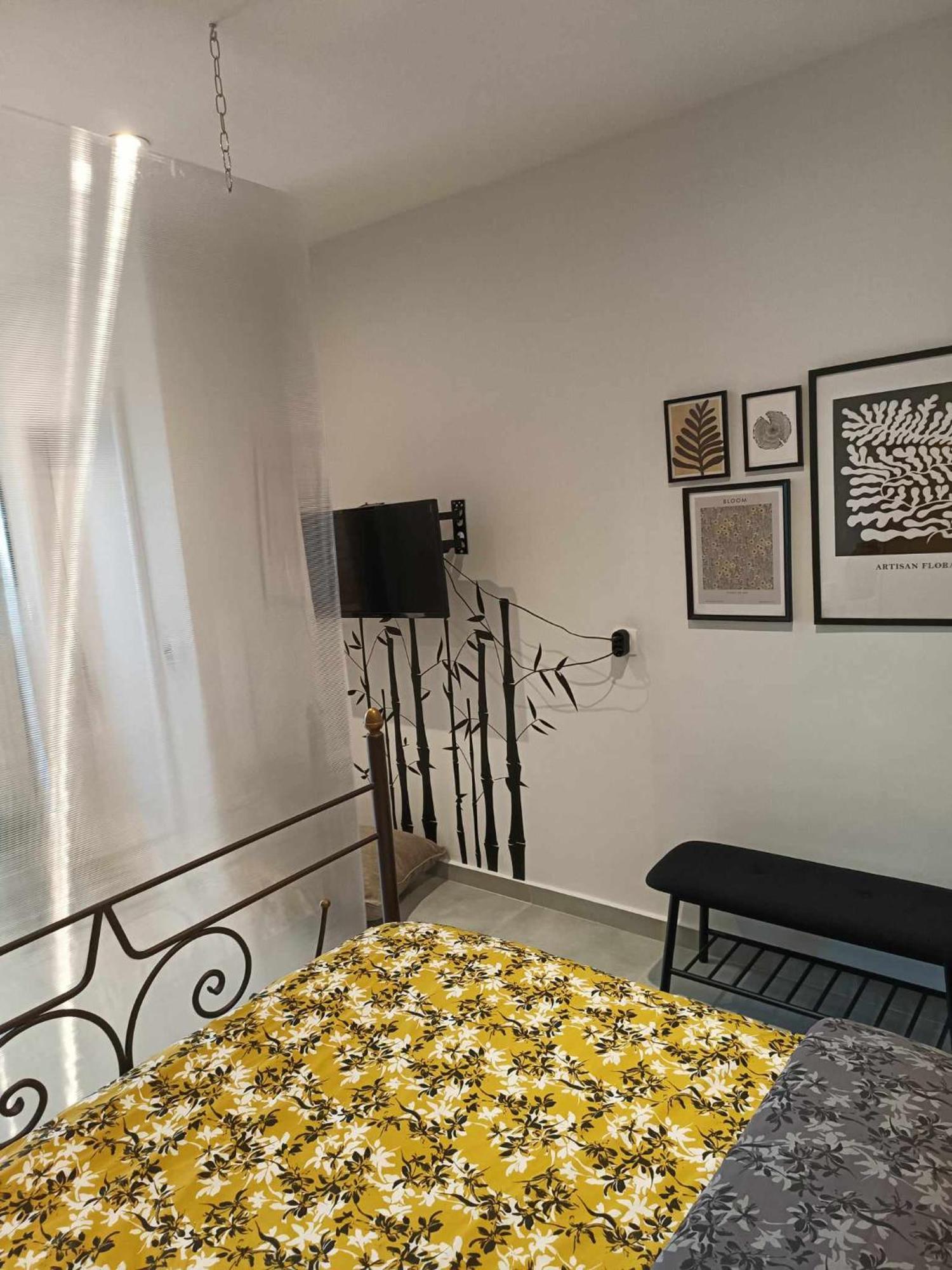 Polys And Paraskevi With View Apartment *