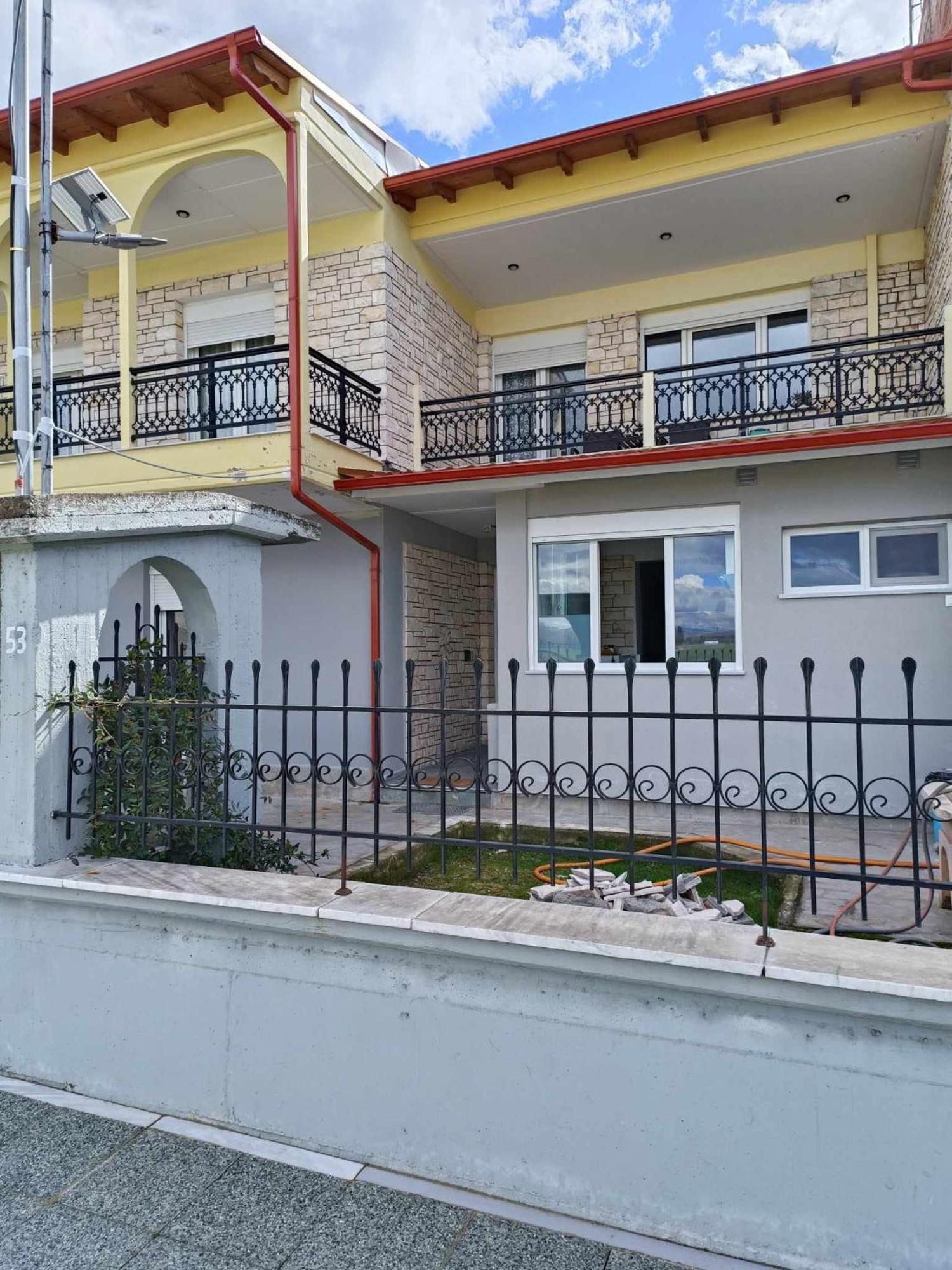 Apartment Polys And Paraskevi With View Ptolemaida